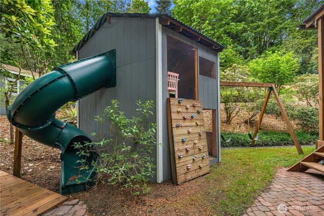 21422 SE 37th Street, Sammamish, WA 98075