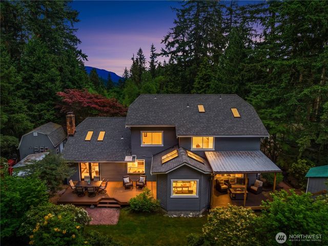 21422 SE 37th Street, Sammamish, WA 98075