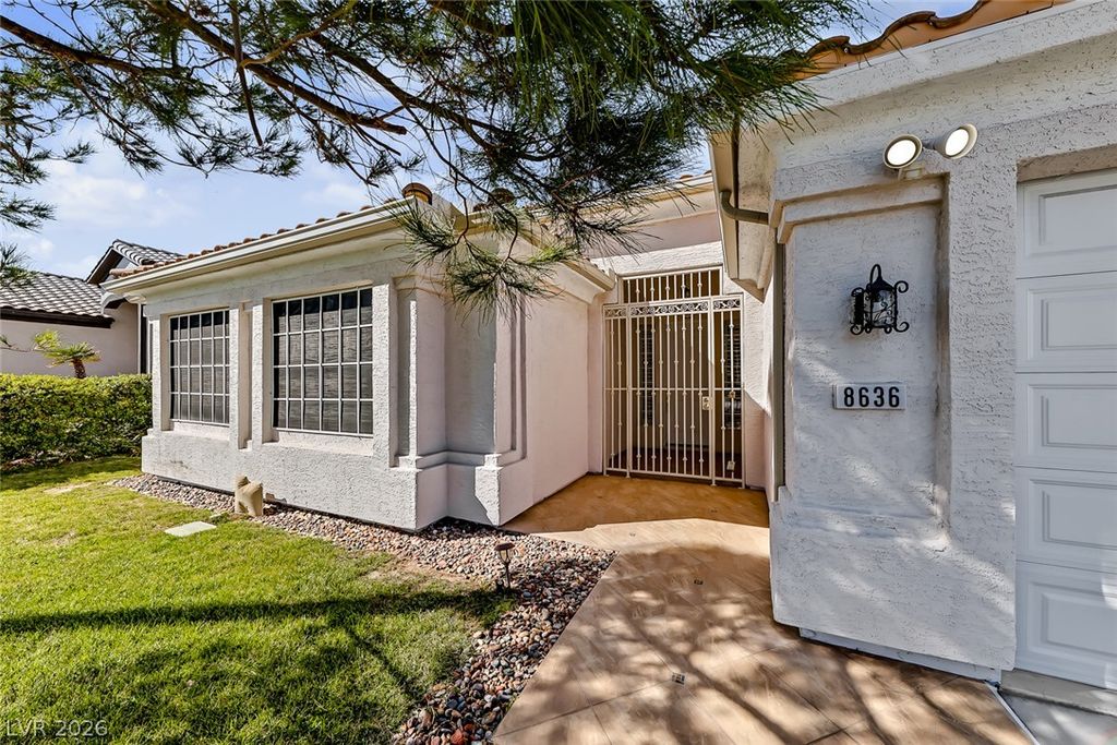 8636 Stone Harbor Avenue, Las Vegas, NV 89145 — photo 2