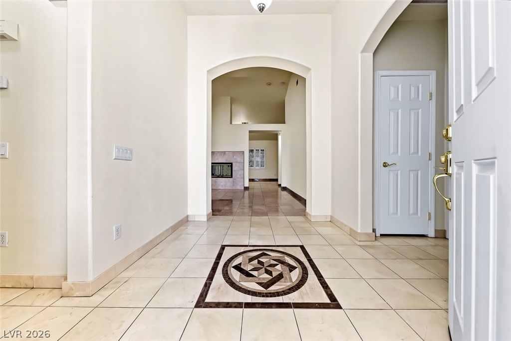 8636 Stone Harbor Avenue, Las Vegas, NV 89145 — photo 3