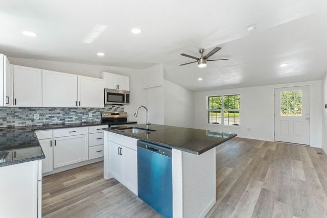 10177 Bonnabel Road, Rogers, AR 72758