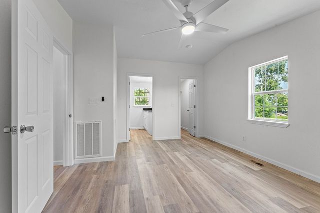 10177 Bonnabel Road, Rogers, AR 72758