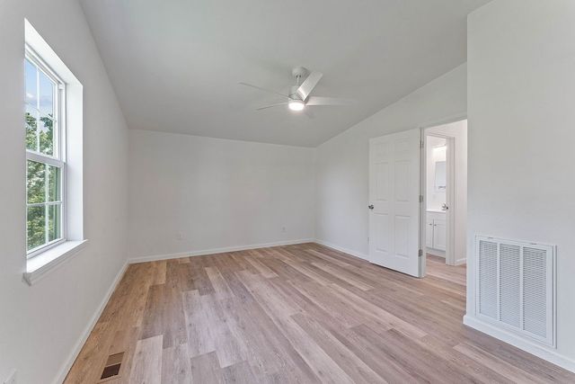 10177 Bonnabel Road, Rogers, AR 72758