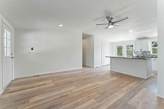 10177 Bonnabel Road, Rogers, AR 72758