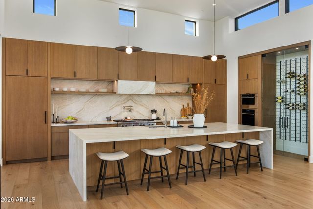 7498 E WHISPER ROCK Trail, Scottsdale, AZ 85266