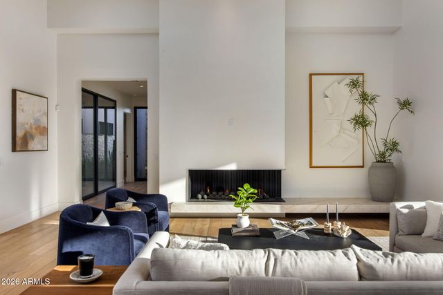 7498 E WHISPER ROCK Trail, Scottsdale, AZ 85266