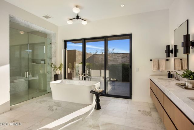 7498 E WHISPER ROCK Trail, Scottsdale, AZ 85266