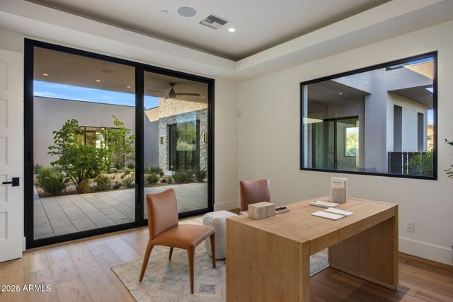 7498 E WHISPER ROCK Trail, Scottsdale, AZ 85266