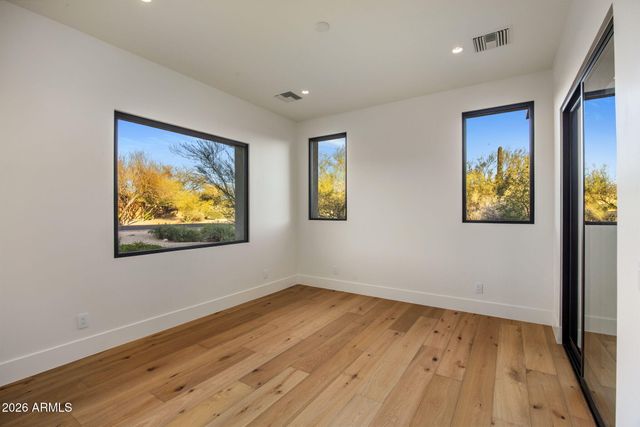 7498 E WHISPER ROCK Trail, Scottsdale, AZ 85266