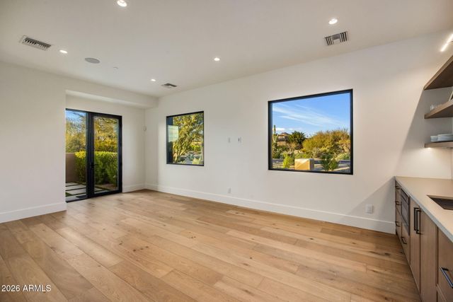 7498 E WHISPER ROCK Trail, Scottsdale, AZ 85266