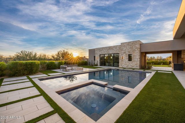 7498 E WHISPER ROCK Trail, Scottsdale, AZ 85266