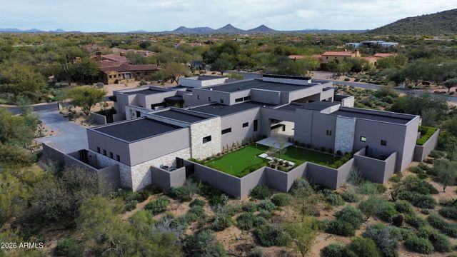 7498 E WHISPER ROCK Trail, Scottsdale, AZ 85266