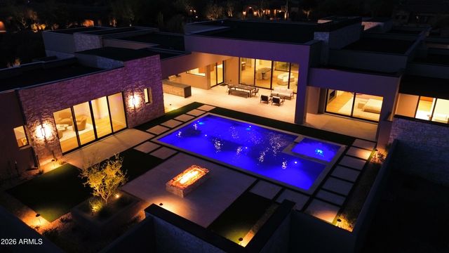 7498 E WHISPER ROCK Trail, Scottsdale, AZ 85266