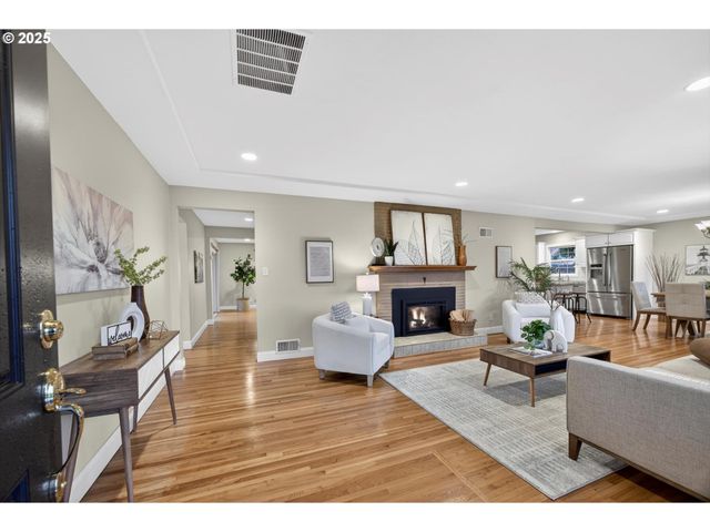 7022 Sw OLD HIGHWAY 47, Gaston, OR 97119