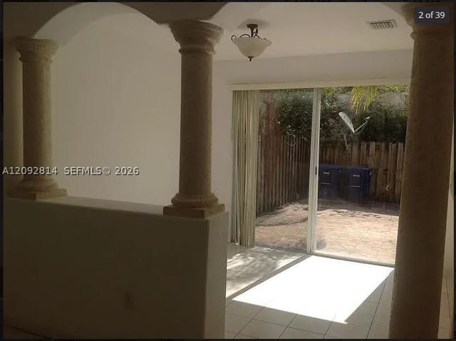 6980 NW 177th St L101, Hialeah, FL 33015