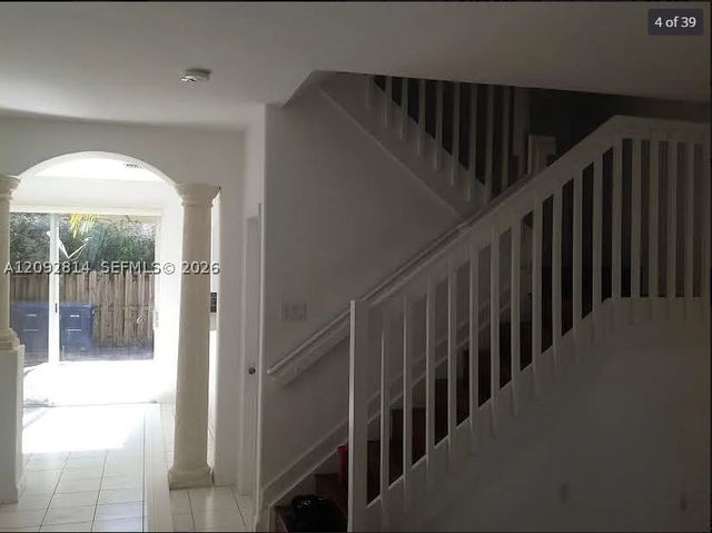 6980 NW 177th St L101, Hialeah, FL 33015