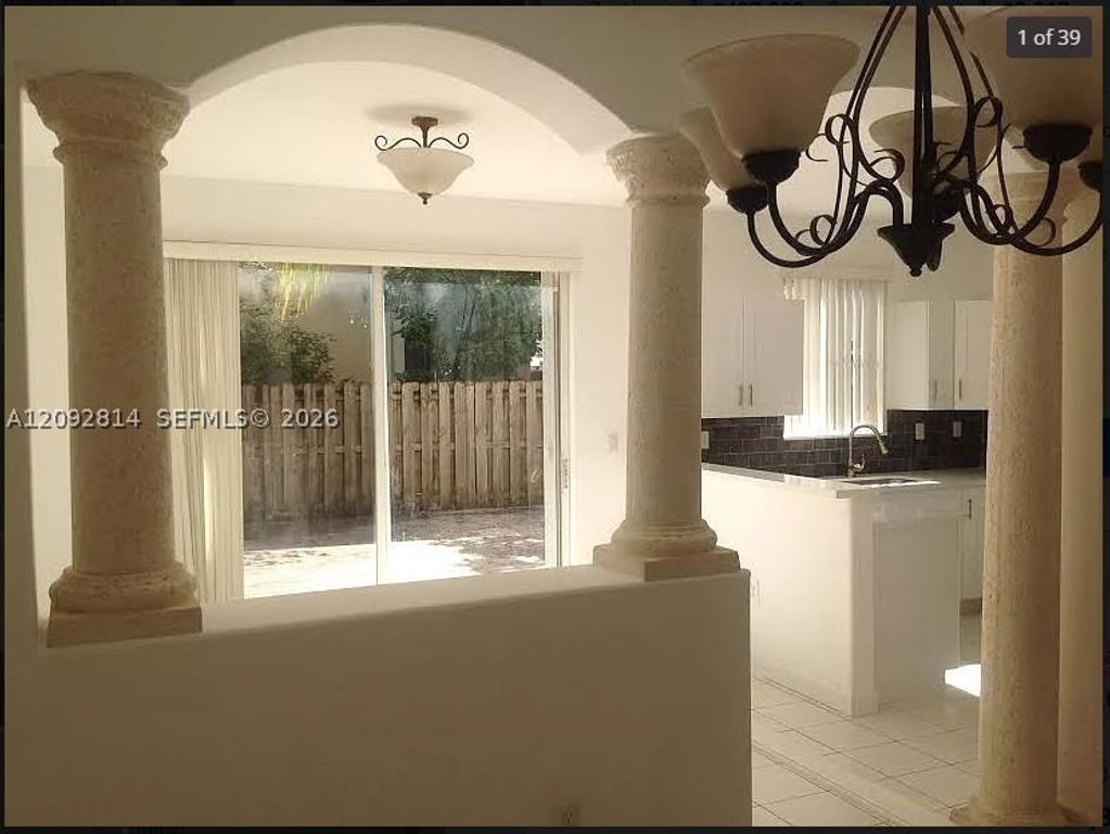 6980 NW 177th St L101, Hialeah, FL 33015
