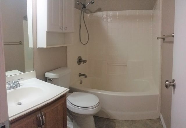 8640 Rainy Lake Drive, Fort Worth, TX 76244