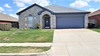 8640 Rainy Lake Drive, Fort Worth, TX 76244