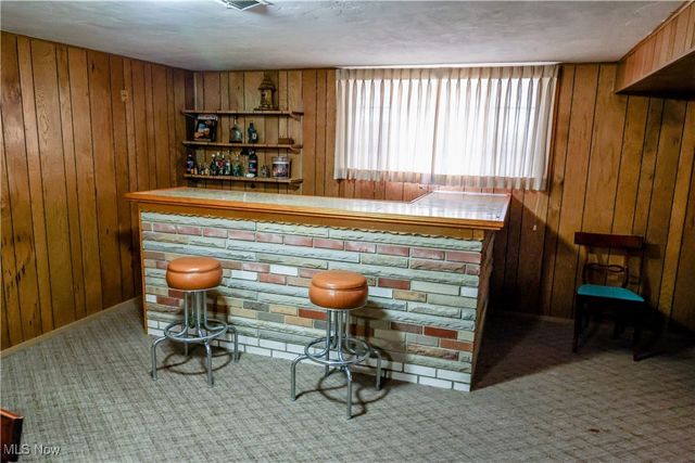 5833 Kuenzer Drive, Seven Hills, OH 44131