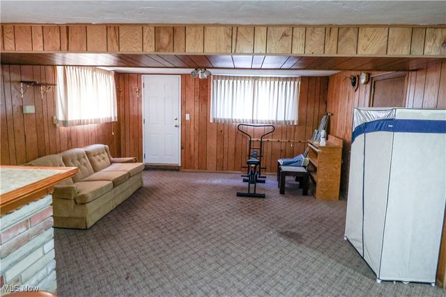 5833 Kuenzer Drive, Seven Hills, OH 44131