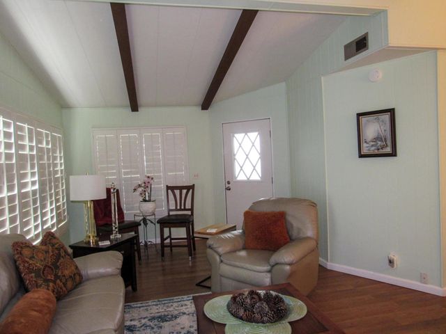 39237 Desert Greens Drive E, Palm Desert, CA 92260