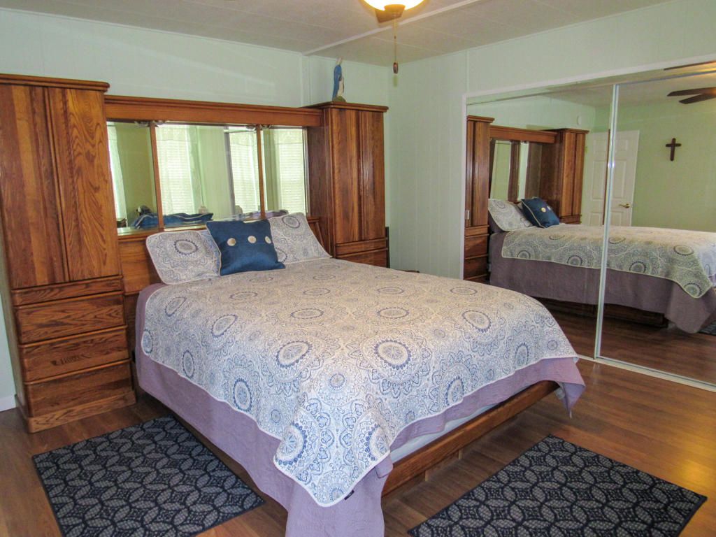 Image 16 of property listing at 39237 Desert Greens Drive E, Palm Desert, CA 92260