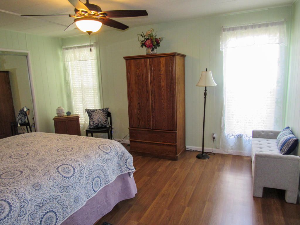 Image 17 of property listing at 39237 Desert Greens Drive E, Palm Desert, CA 92260