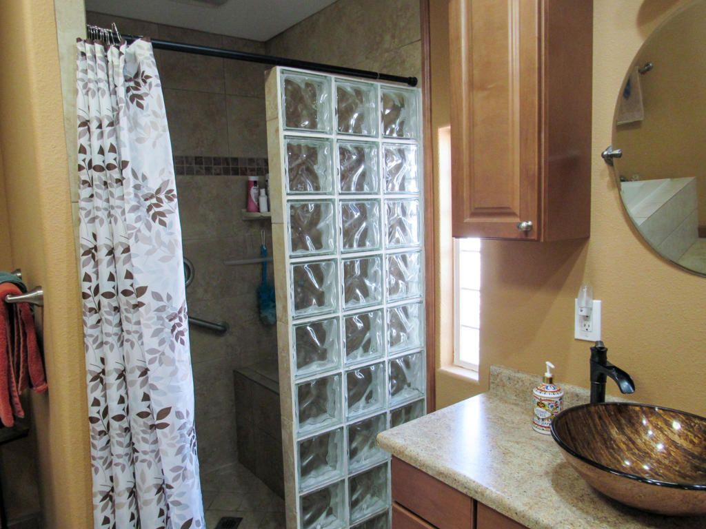 Image 20 of property listing at 39237 Desert Greens Drive E, Palm Desert, CA 92260