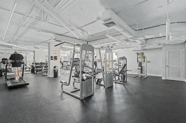 140 S Dixie Hwy 501, Hollywood, FL 33020
