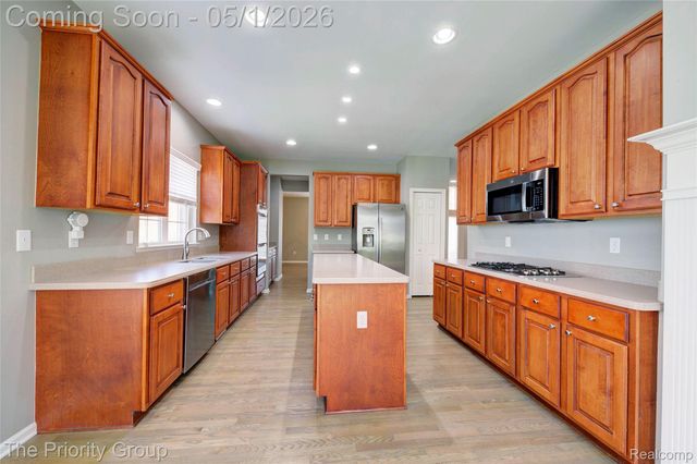 6083 Village Court, Independence Charter Township, MI 48346