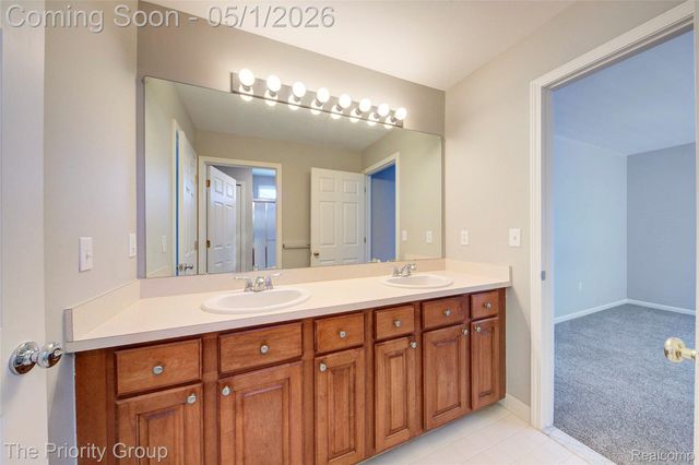 6083 Village Court, Independence Charter Township, MI 48346