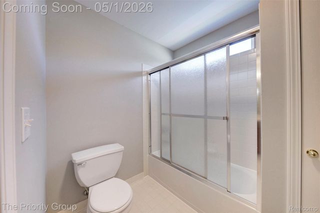 6083 Village Court, Independence Charter Township, MI 48346