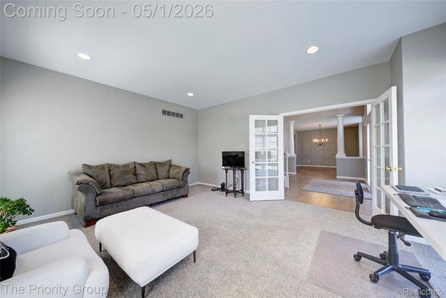 6083 Village Court, Independence Charter Township, MI 48346