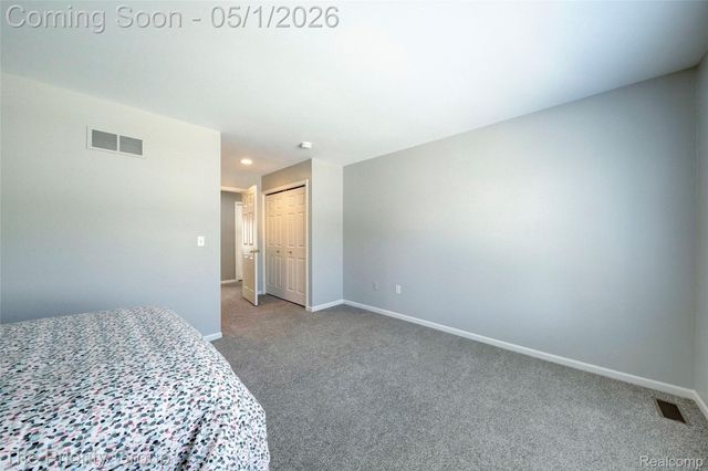 6083 Village Court, Independence Charter Township, MI 48346