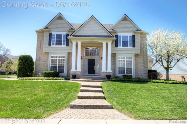 6083 Village Court, Independence Charter Township, MI 48346