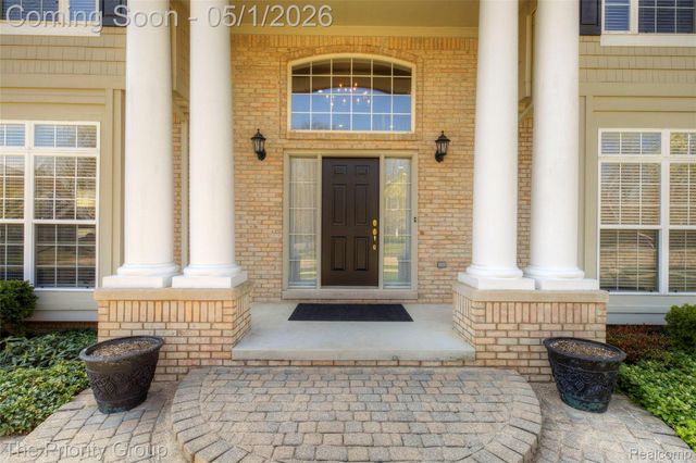 6083 Village Court, Independence Charter Township, MI 48346