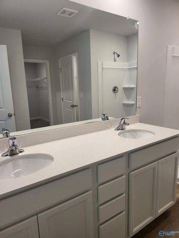 132 Ozy Drive, Athens, AL 35613