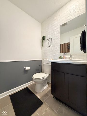 7786 Garnet Avenue, Indianapolis, IN 46268