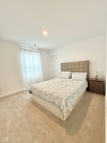 7786 Garnet Avenue, Indianapolis, IN 46268