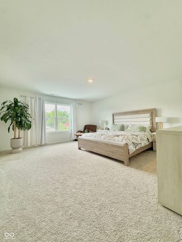 7786 Garnet Avenue, Indianapolis, IN 46268