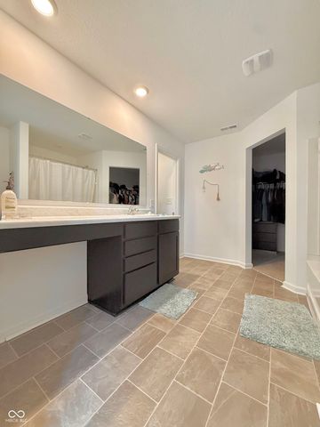7786 Garnet Avenue, Indianapolis, IN 46268