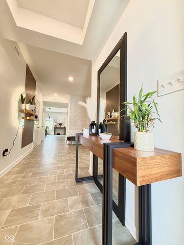 7786 Garnet Avenue, Indianapolis, IN 46268