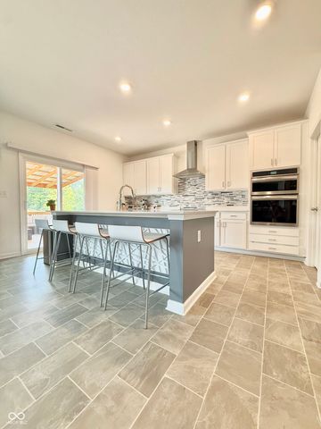 7786 Garnet Avenue, Indianapolis, IN 46268