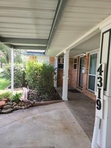 4319 Benning Drive, Houston, TX 77035