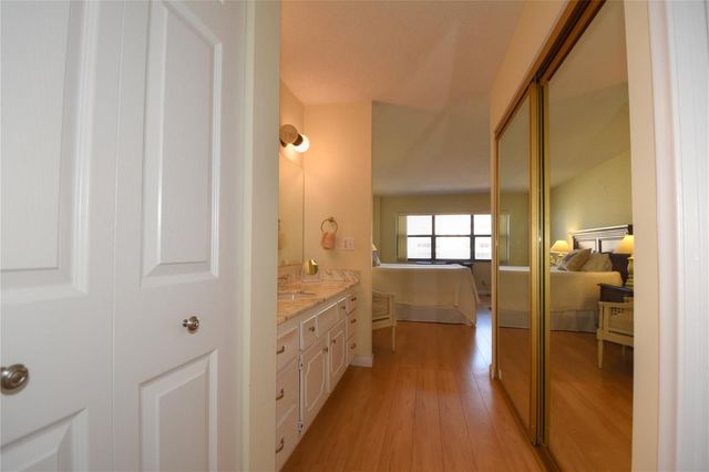5100 N Ocean Boulevard 1004, Lauderdale By The Sea, FL 33308