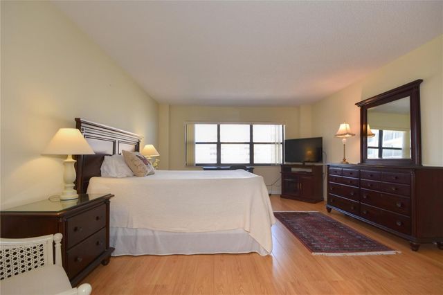 5100 N Ocean Boulevard 1004, Lauderdale By The Sea, FL 33308