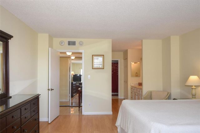 5100 N Ocean Boulevard 1004, Lauderdale By The Sea, FL 33308
