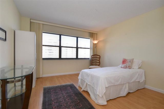 5100 N Ocean Boulevard 1004, Lauderdale By The Sea, FL 33308