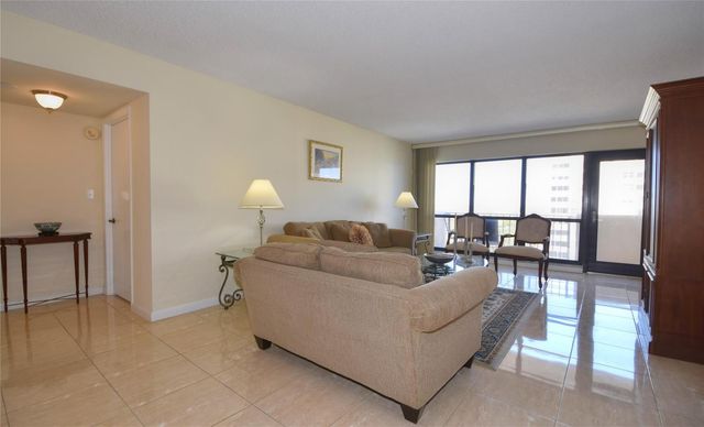 5100 N Ocean Boulevard 1004, Lauderdale By The Sea, FL 33308